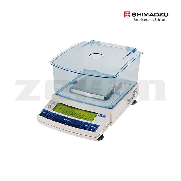 Balanza de alta precisión 620 g x 0.001 g, calibración interna. Marca Shimadzu, modelo UW620H